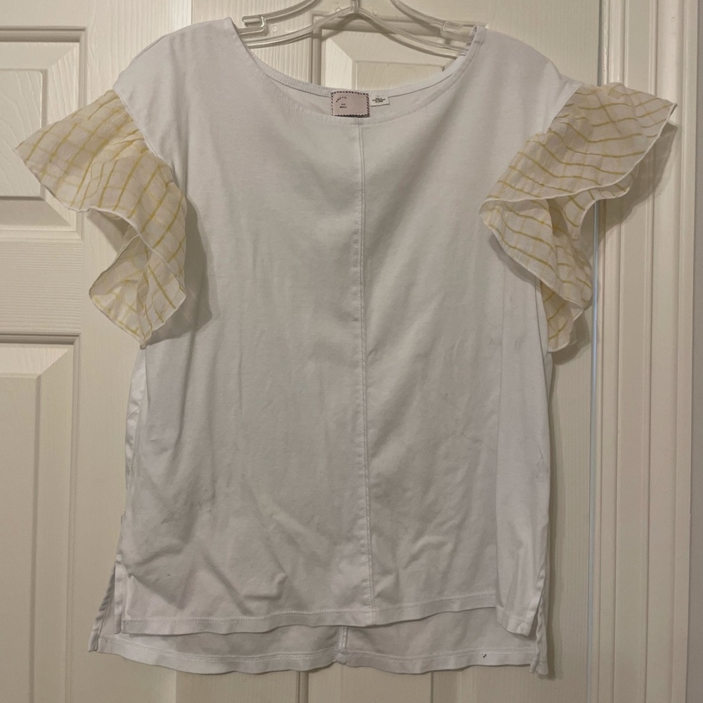 Anthropologie white top with ruffle sleeves